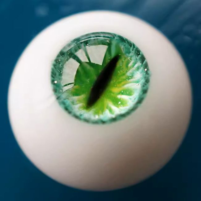 レジンケモノアイA品・細【グリーン：16mm（16/8）】｜DOLK（ドルク）