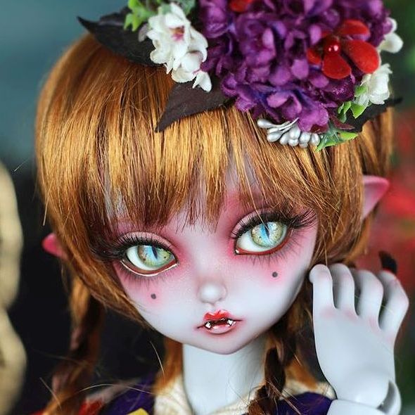 期間限定】FOC Vampire Lady Bee from 