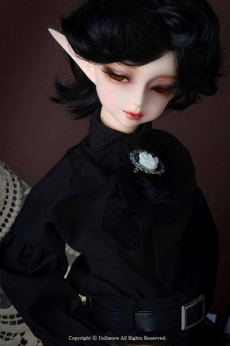 Doll More ドールモア　男の子　ヴァンパイア　40cm