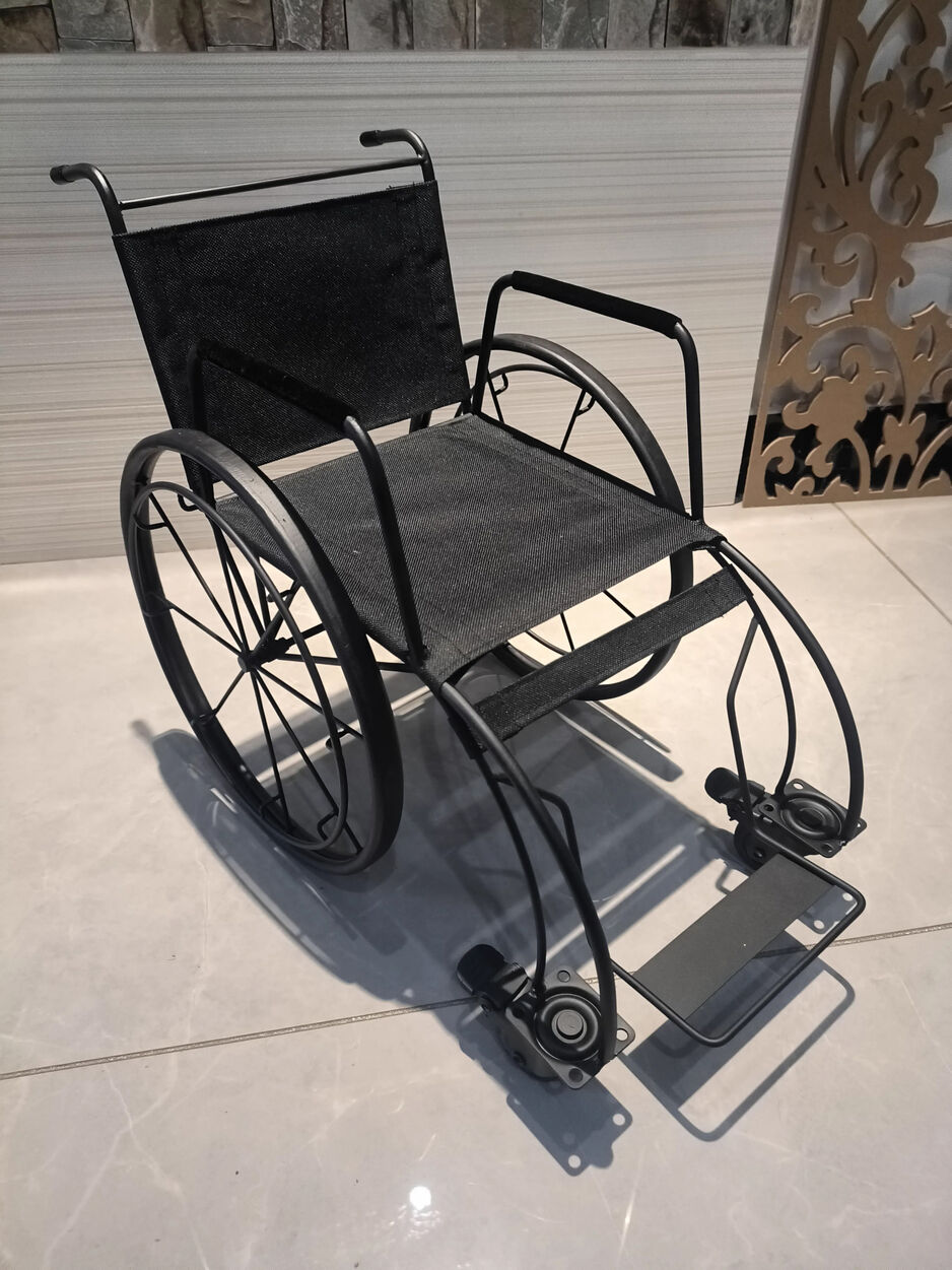 車いす（四分）40cm用｜DOLK（ドルク）