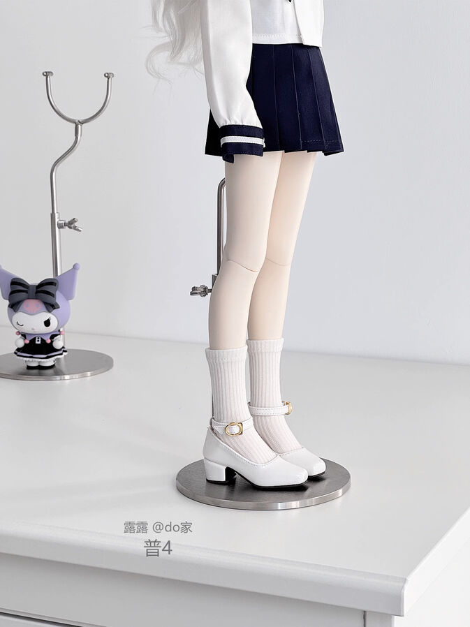 ミドルヒールパンプス：シャインホワイト（40cm,MDD対応）（MiniDD