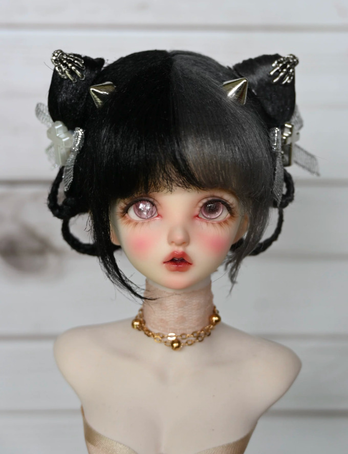 ゴシックお団子ウィッグ- ブラック (7-8inch)｜DOLK（ドルク）