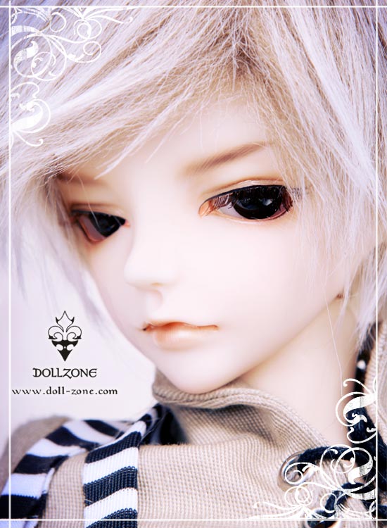 Megi｜DOLK（ドルク）