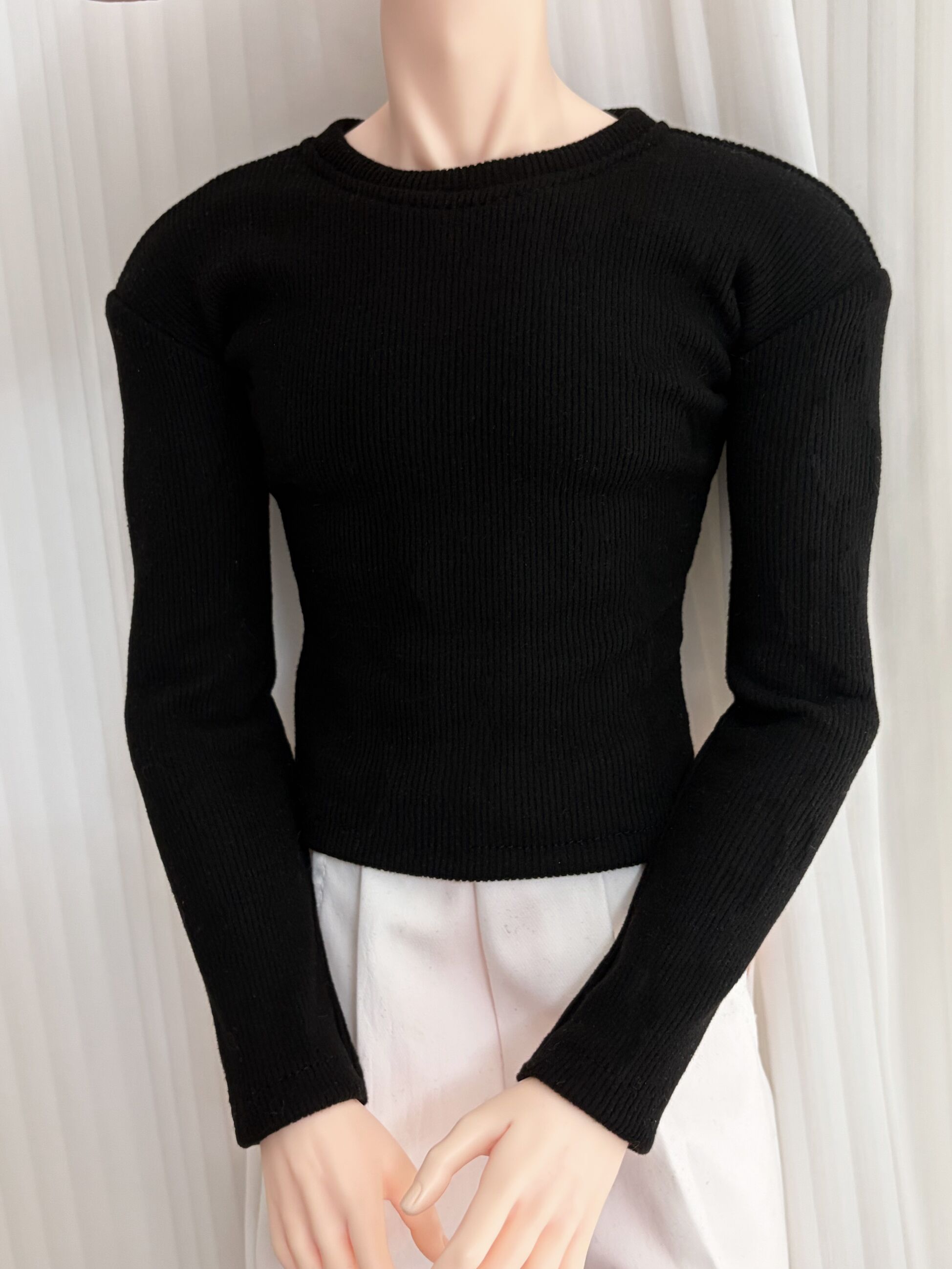 ラウンドネックニットトップス：ブラック（70cm,DZ73対応）｜DOLK