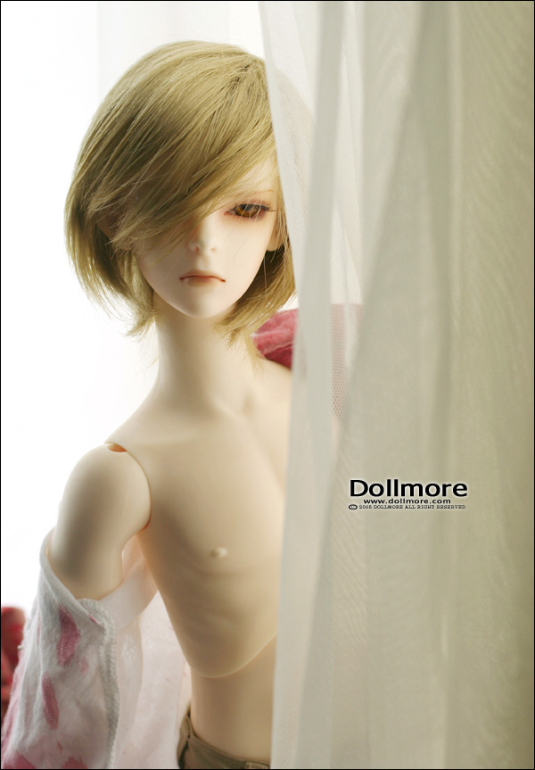 Dollmore製キャストドール　62cmクラス 男性ボディ　Kara Klum