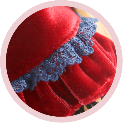 ブルーのレース