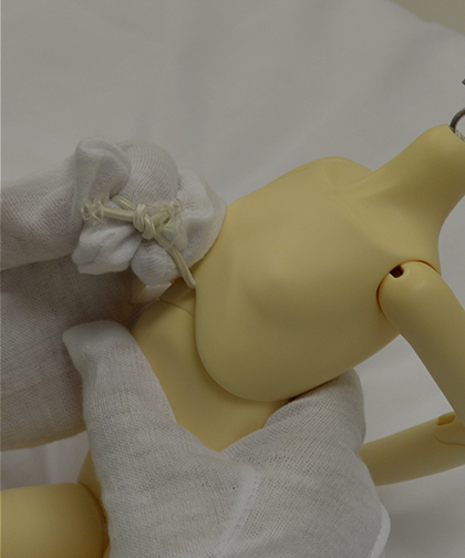 緩くなったテンションゴムは交換または調整いたします。