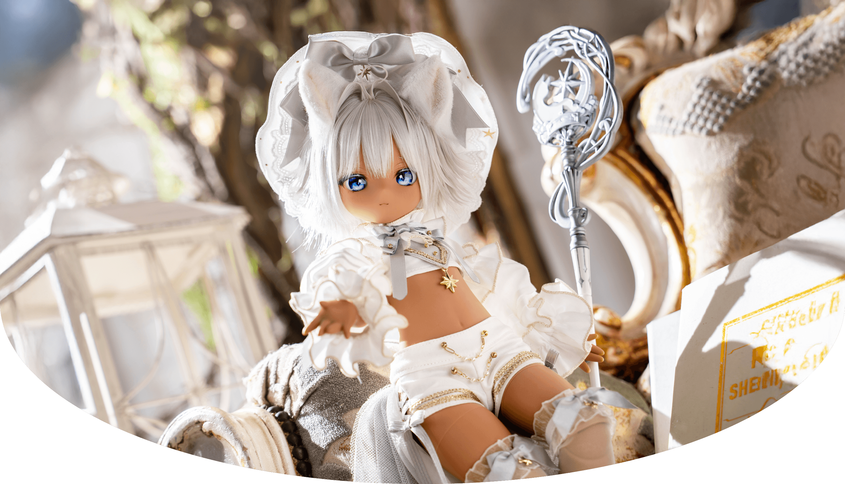 月の光に導かれた、双子の猫魔導士。