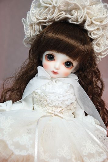 doll photo