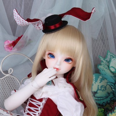 doll photo