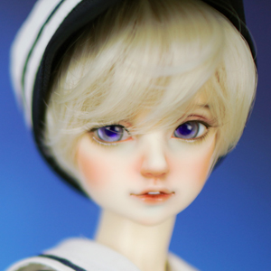 doll photo