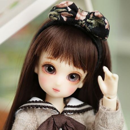 doll photo