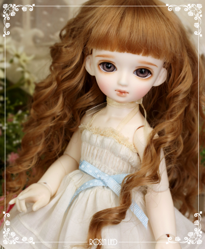 doll photo