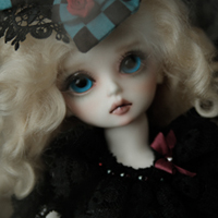 doll photo