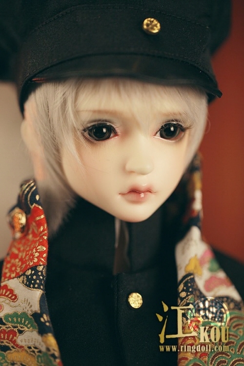 doll photo