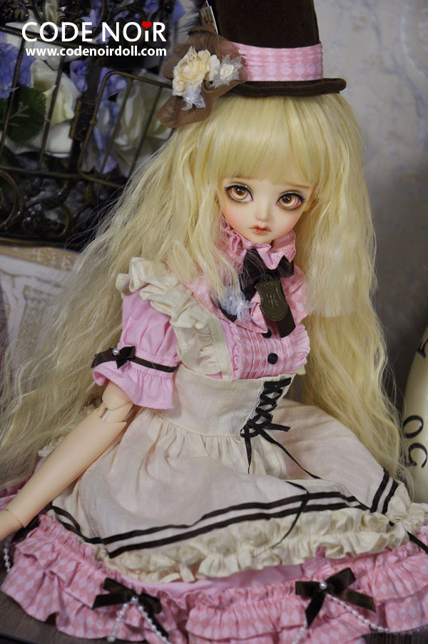doll photo