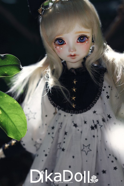 doll photo