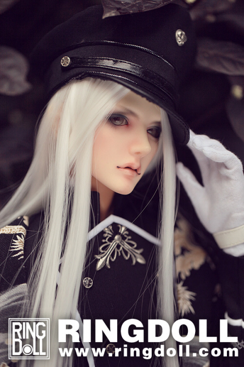 doll photo