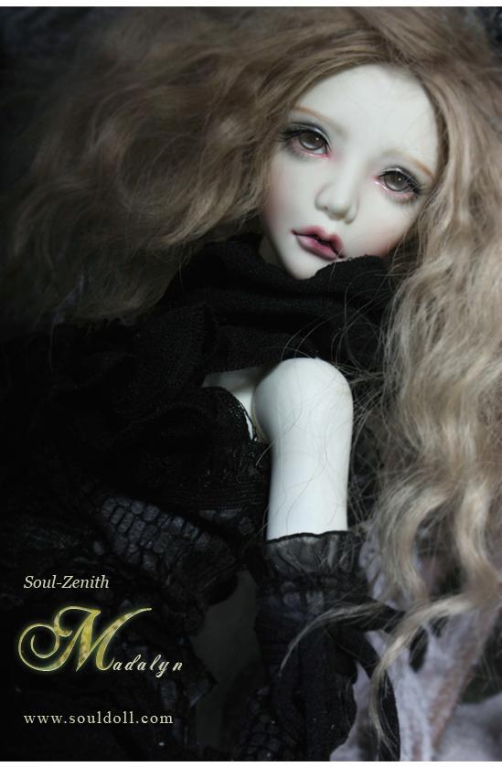doll photo