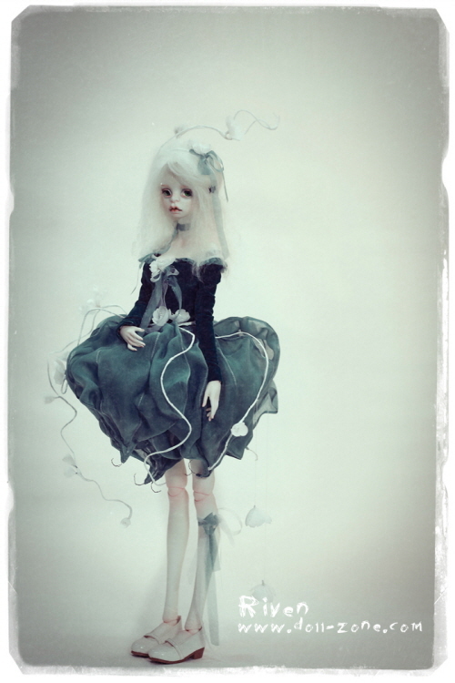 doll photo