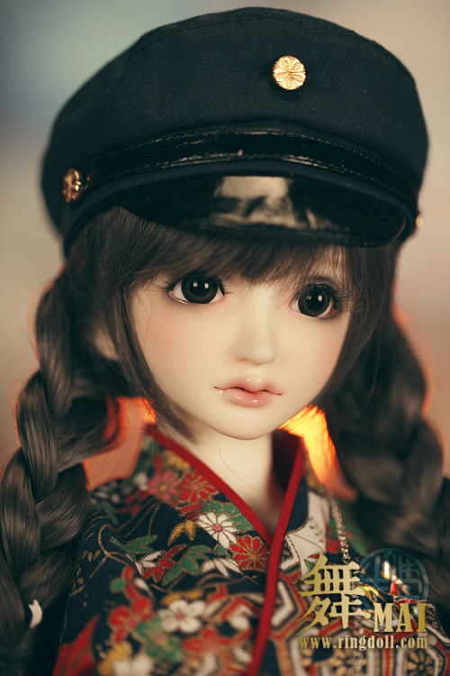 doll photo
