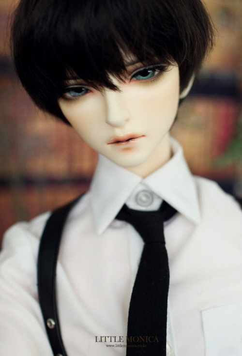 doll photo