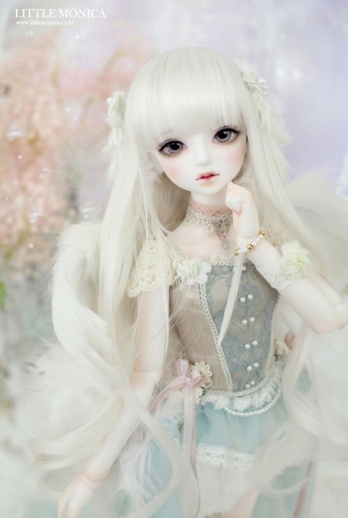 doll photo