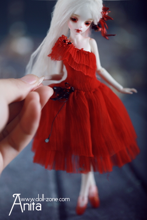 doll photo