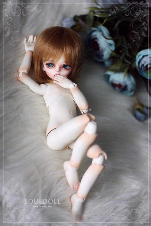 doll photo