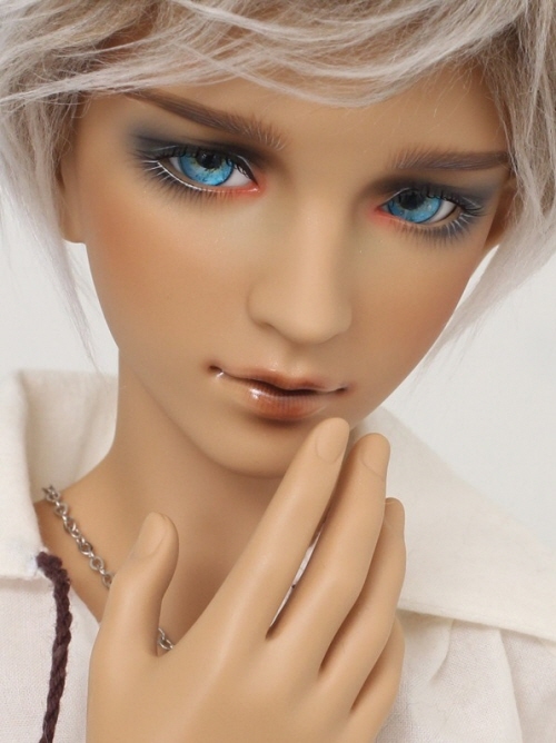 doll photo