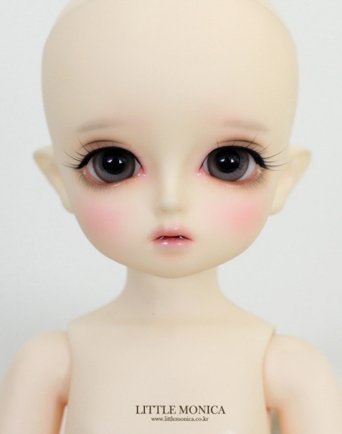 doll photo