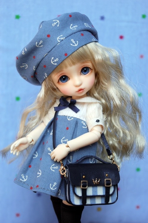 doll photo