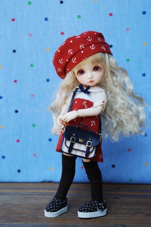 doll photo