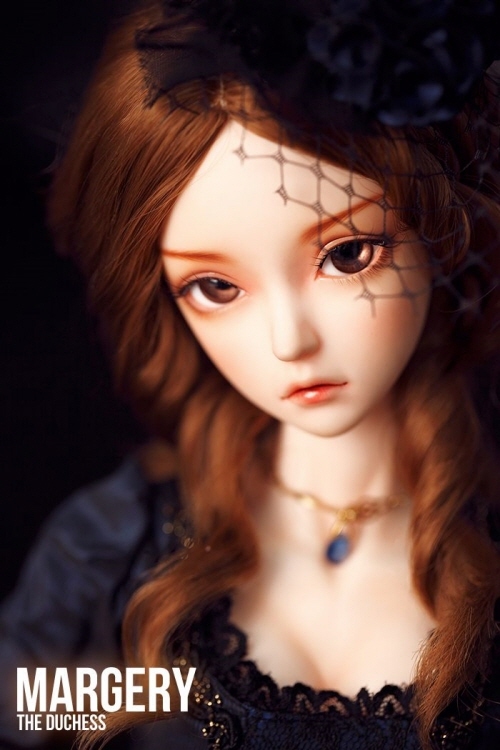 doll photo