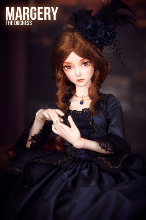 doll photo