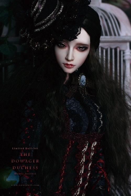 doll photo