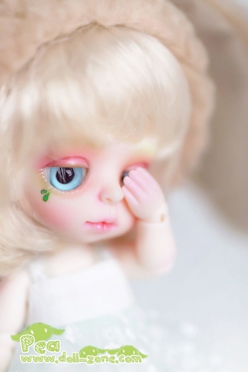 doll photo