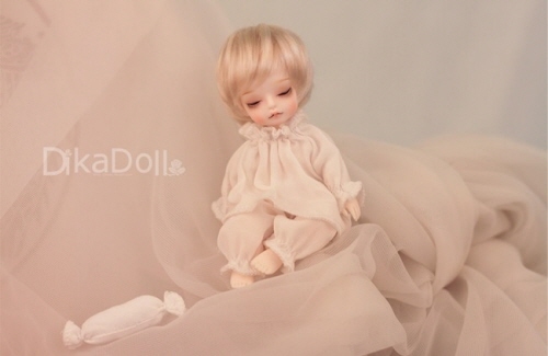 doll photo