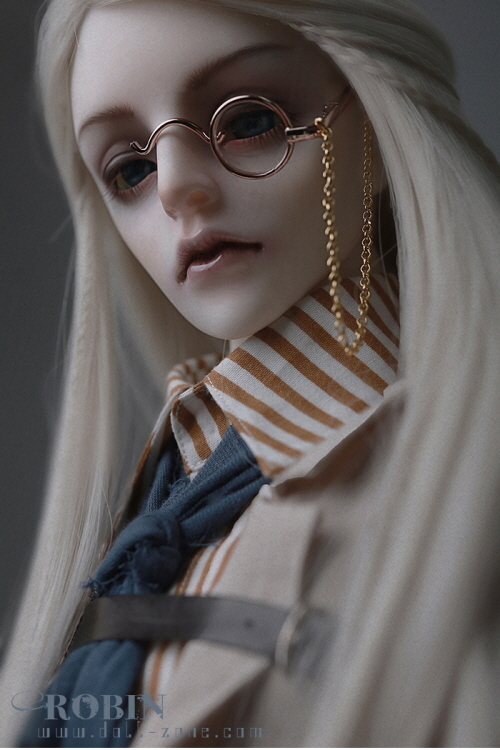doll photo