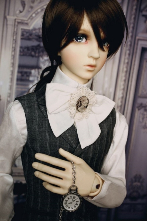 doll photo