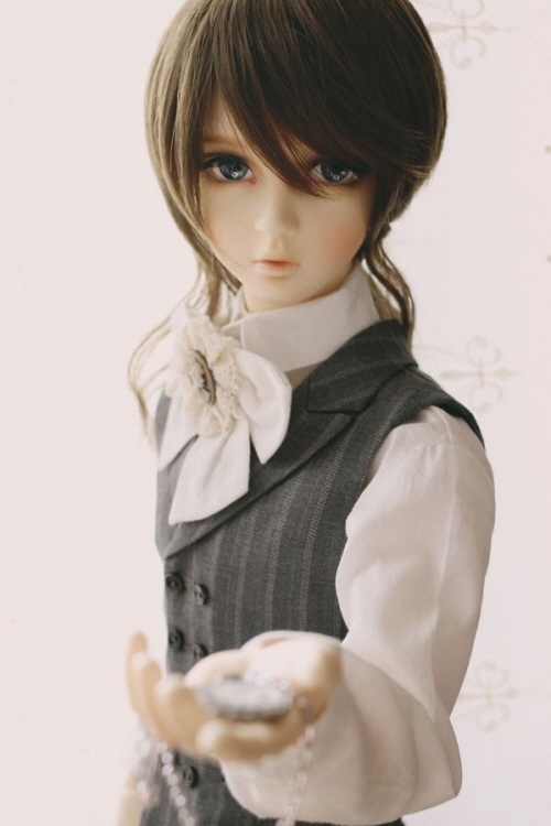 doll photo