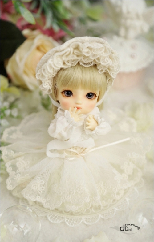 doll photo