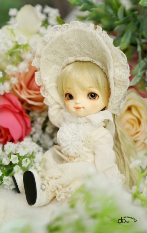 doll photo