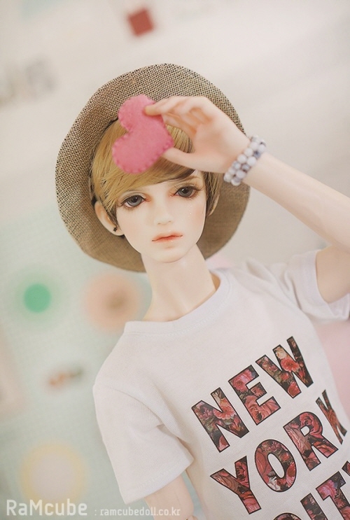 doll photo