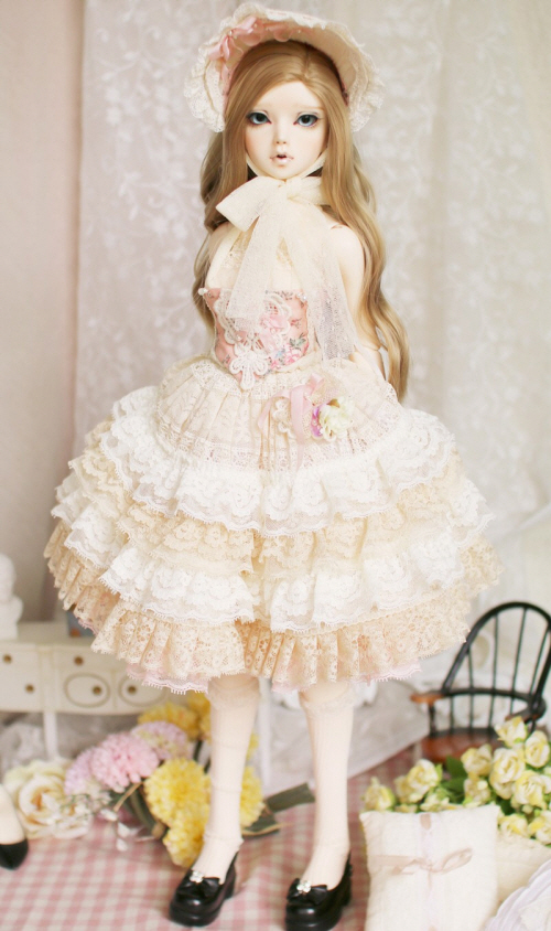 doll photo