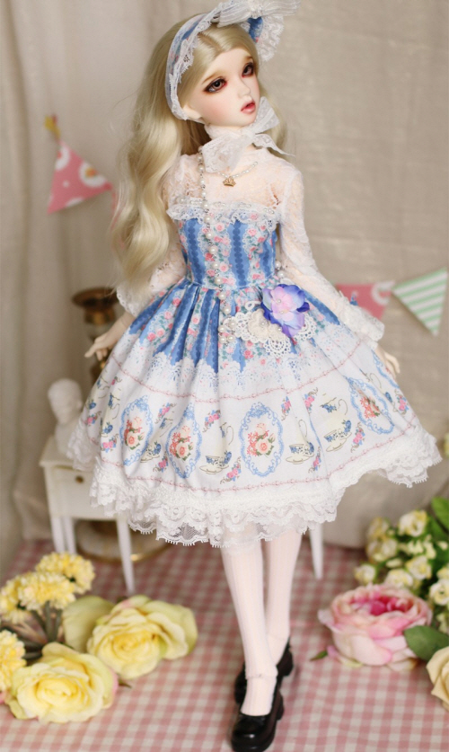 doll photo