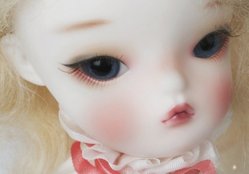 doll photo
