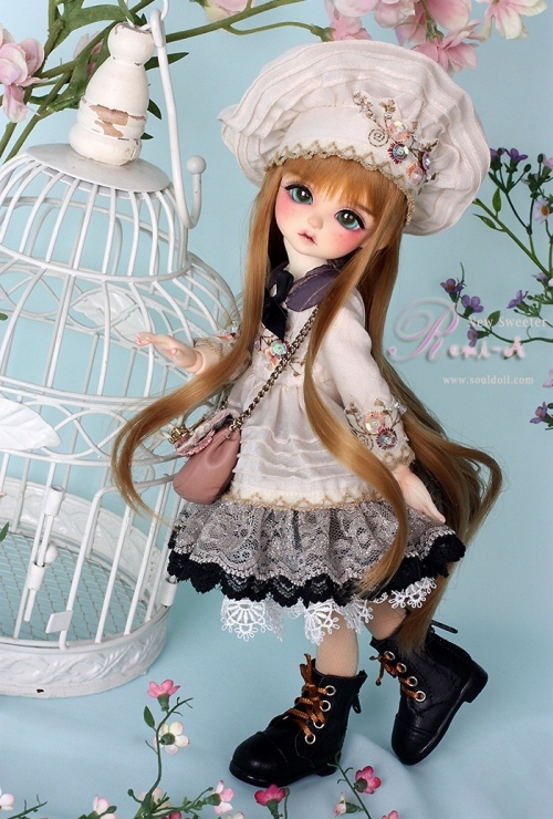 doll photo