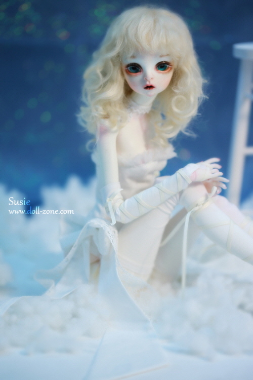 doll photo