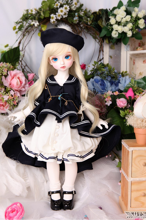 doll photo
